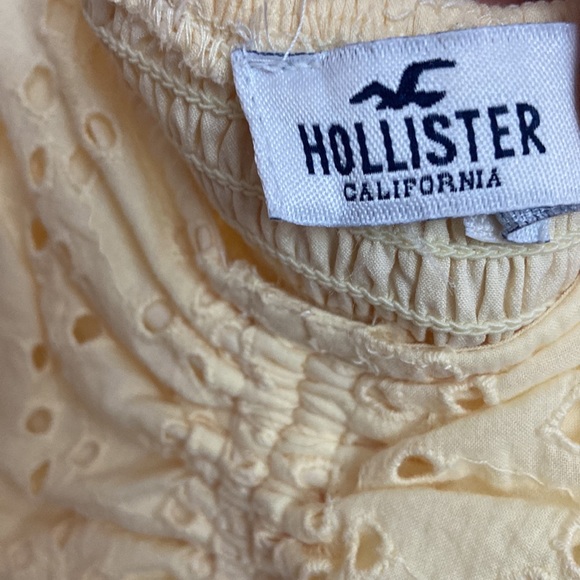 Yellow detailed cinch crop top - Picture 3 of 3